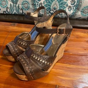 Women’s Wedge Sandal’s